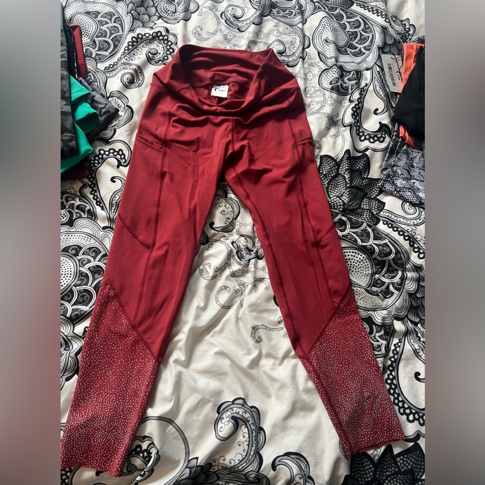 Item: Red reflective Light and tight 
Size: 8/10